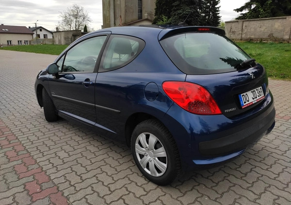 Peugeot 207 cena 10800 przebieg: 200000, rok produkcji 2008 z Dziwnów małe 37